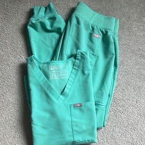 Figs surgical green set